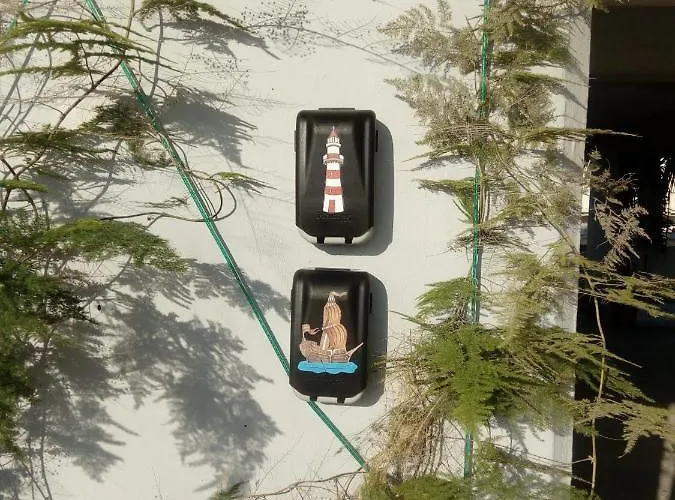 Lighthouse לרנקה